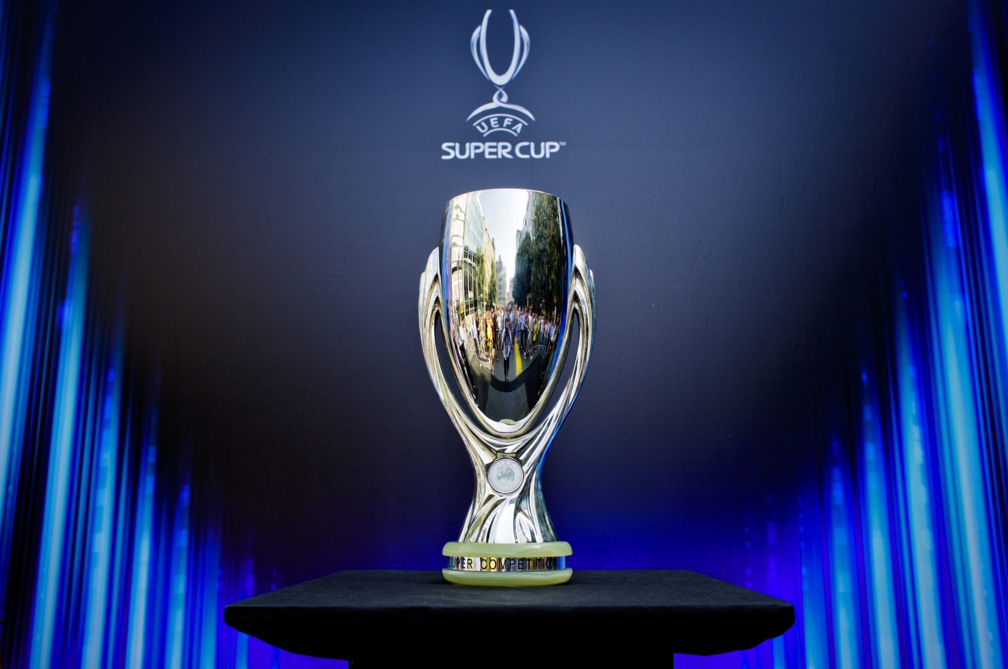 Budapest zu Risikogebiet erklärt UEFA Supercup steht auf der Kippe