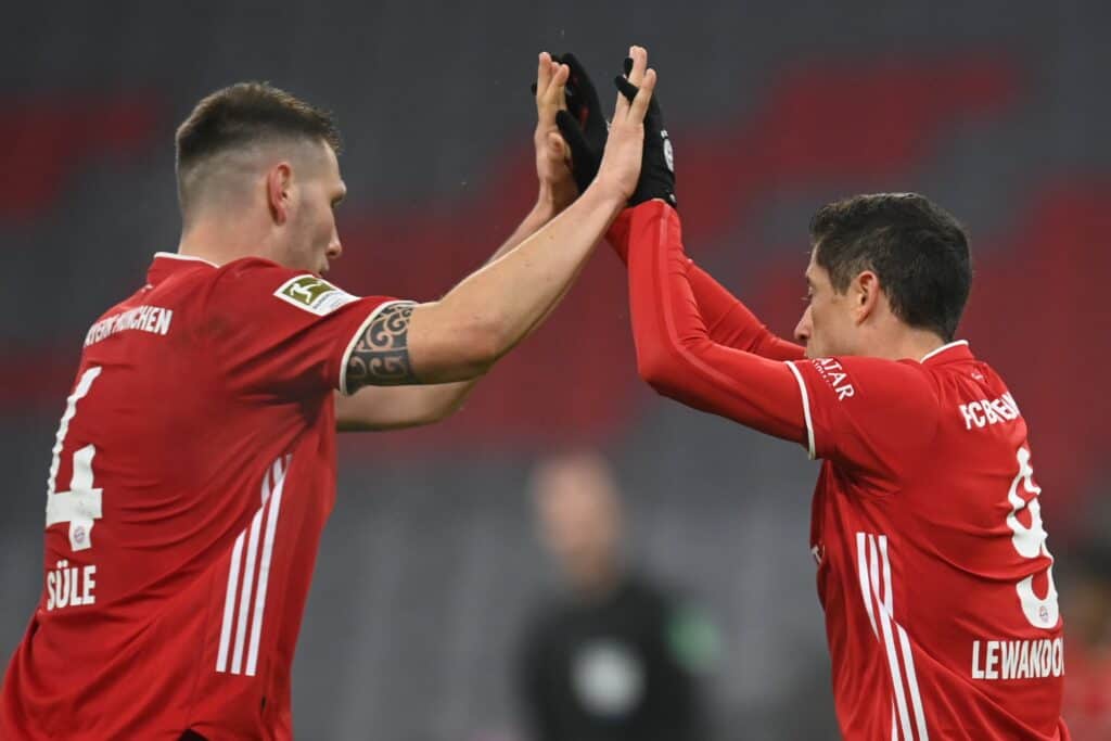 Niklas Süle und Robert Lewandowski