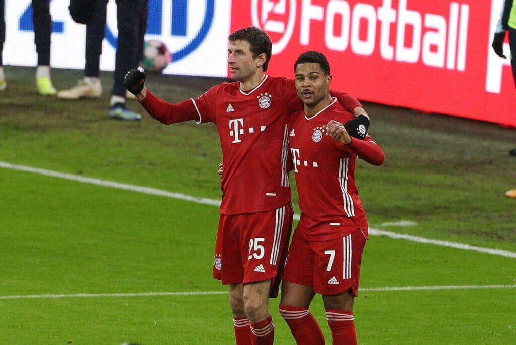 Thomas Müller und Serge Gnabry