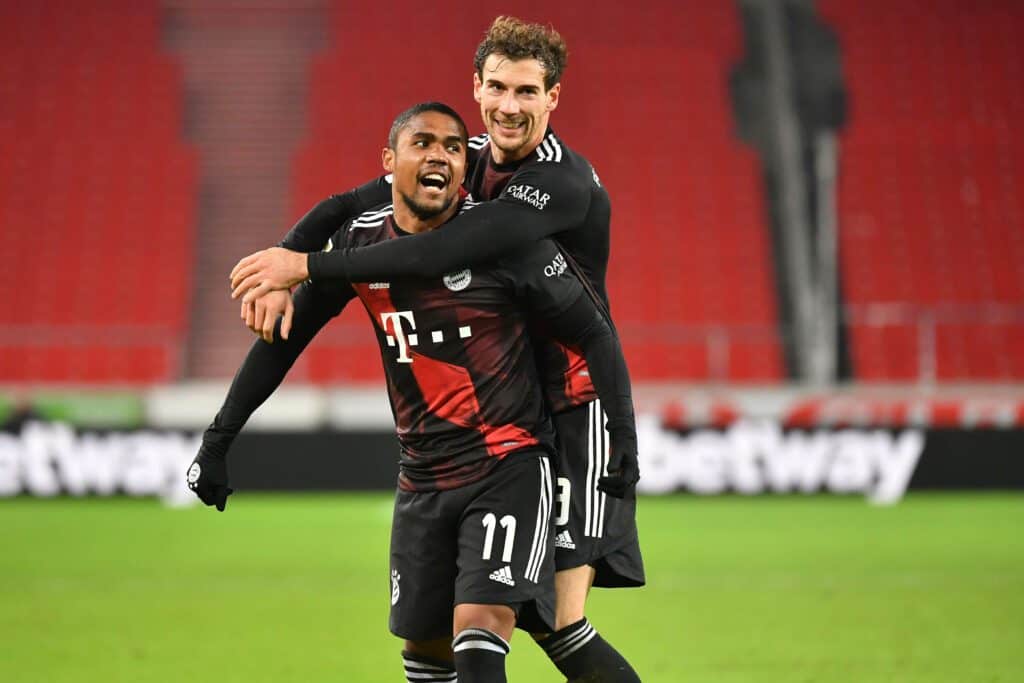 Leon Goretzka und Douglas Costa