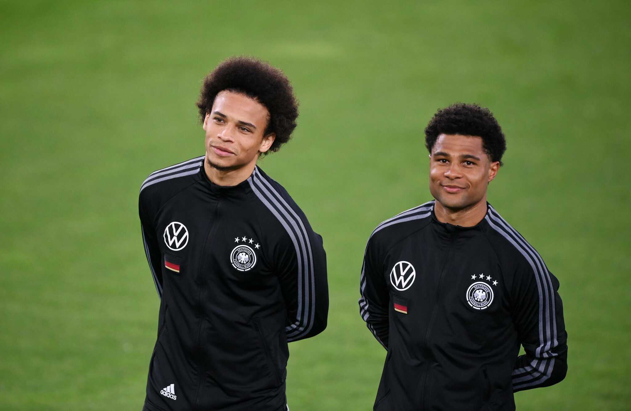 Leroy Sane und Serge Gnabry