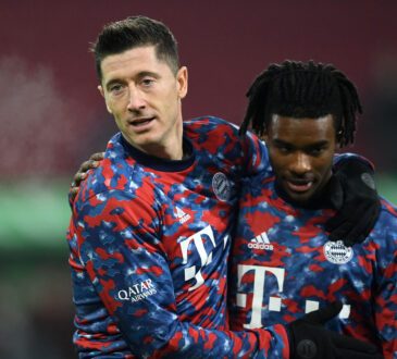 Robert Lewandowski und Omar Richards