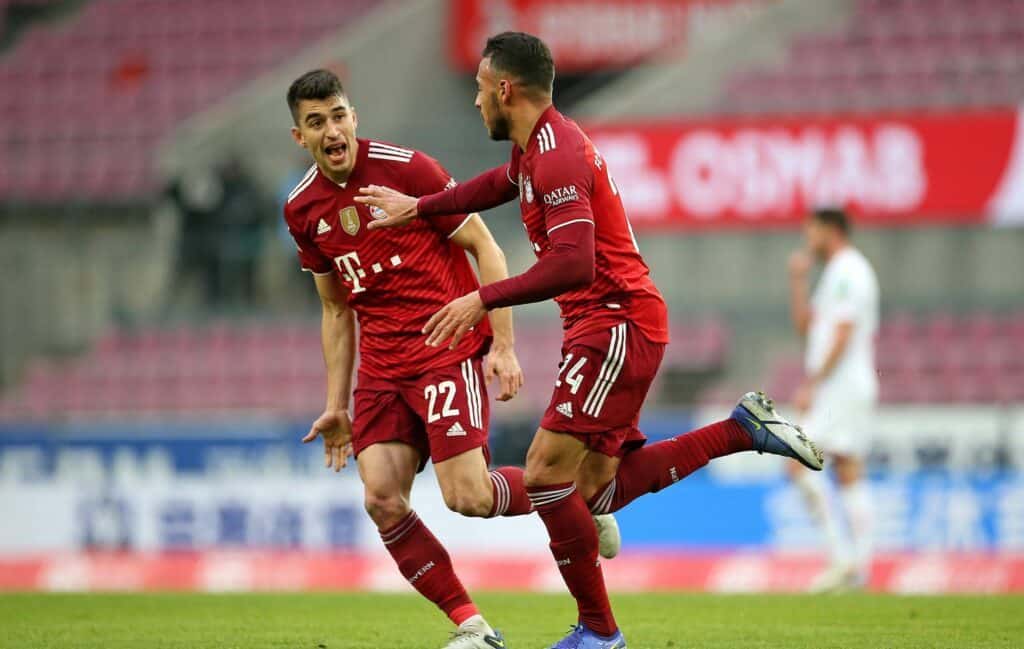 Marc Roca und Corentin Tolisso