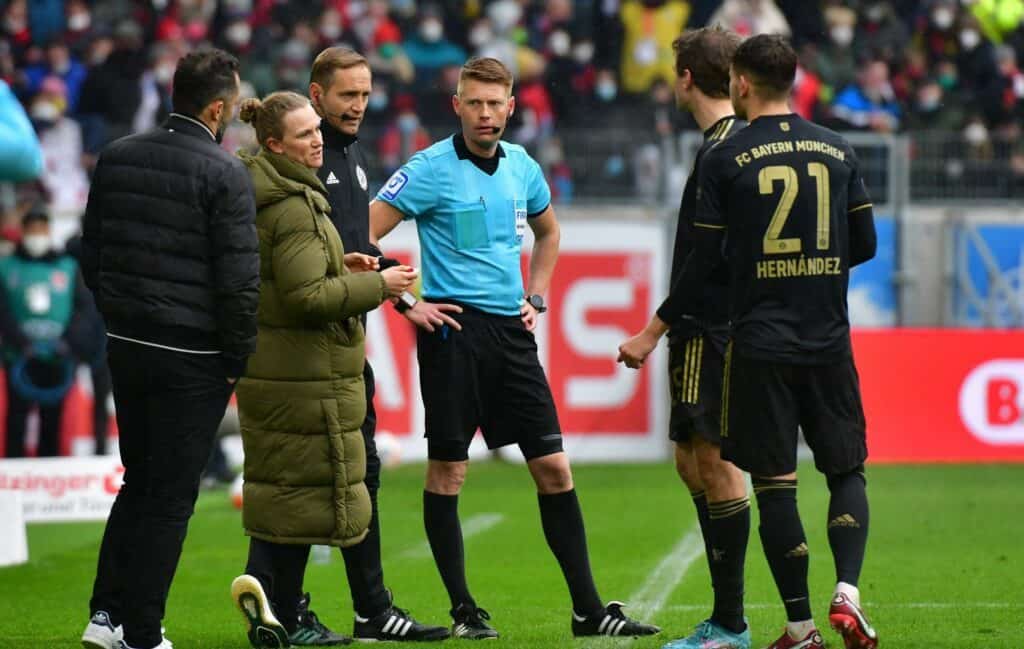 FC Bayern vs. SC Freiburg