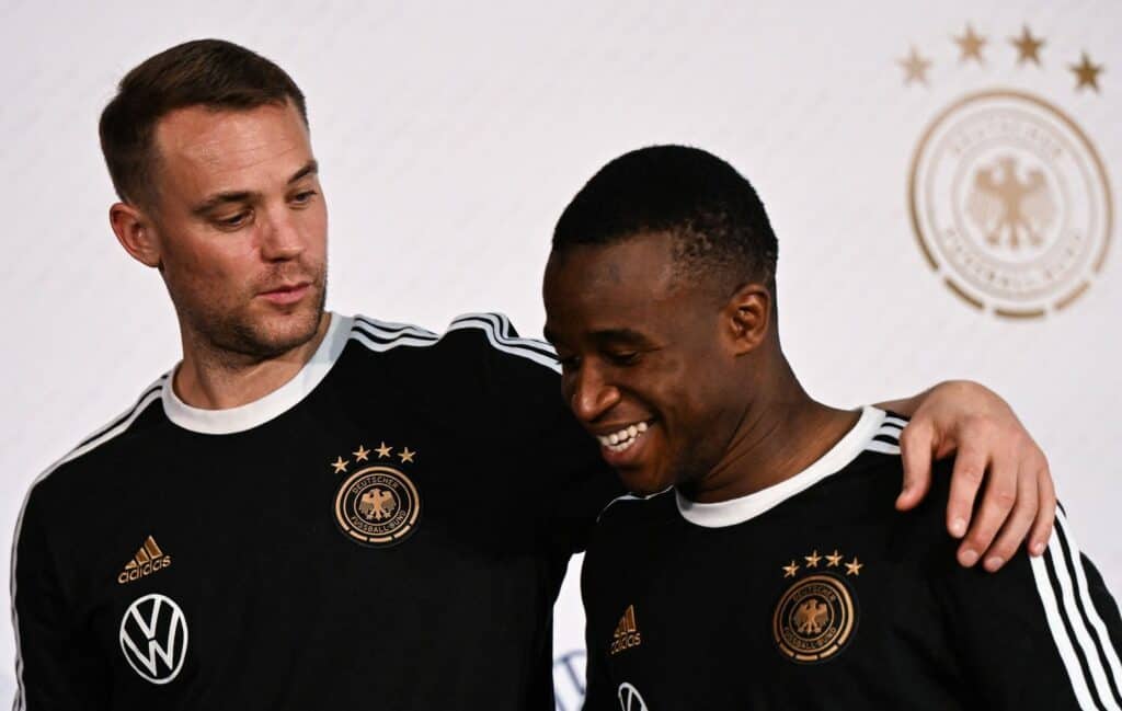Manuel Neuer und Youssoufa Moukoko