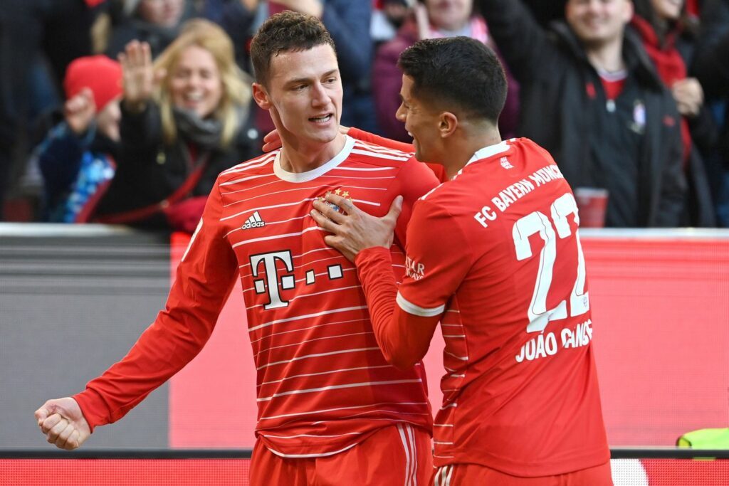 Joao Cancelo und Benjamin Pavard