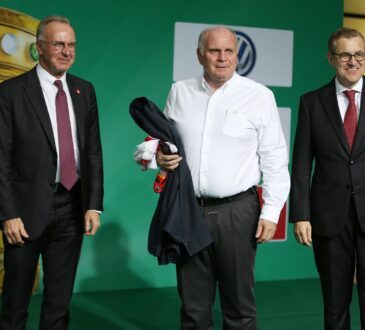 Karl-Heinz Rummenigge, Jan-Christian Dreesen und Uli Hoeneß