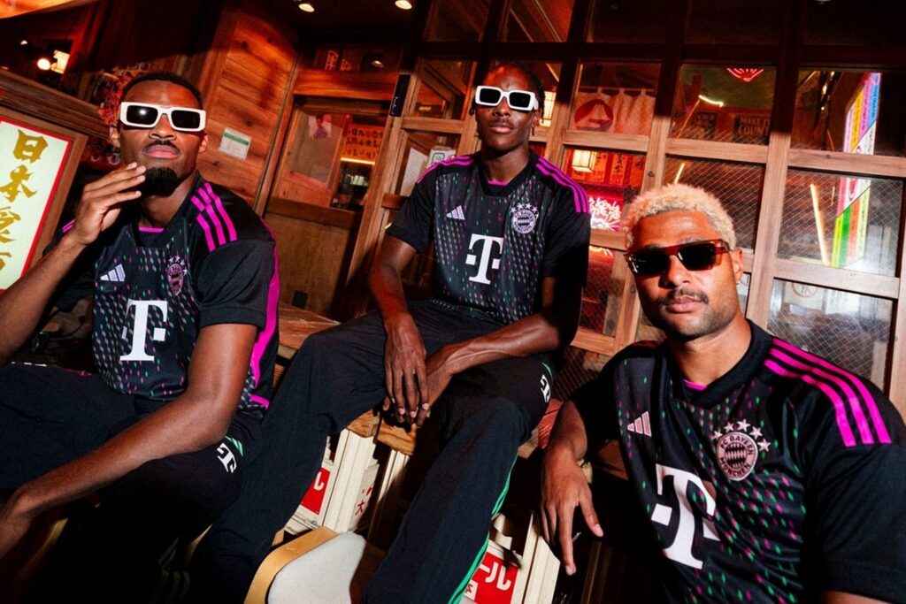 Bayern-Auswärtstrikot der Saison 2023/24