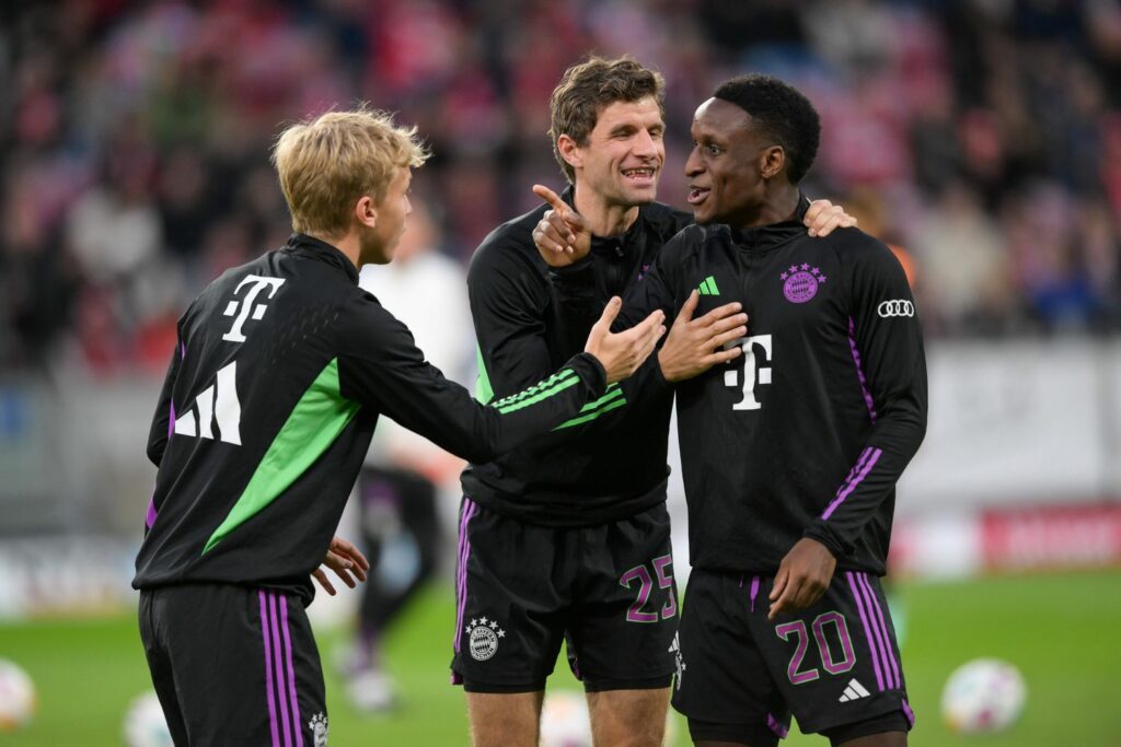 Bouna Sarr und Frans Krätzig