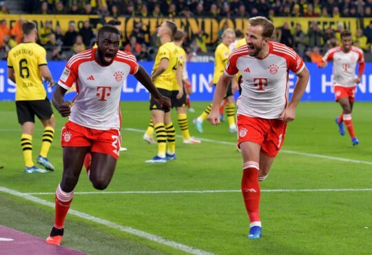 Dayot Upamecano und Harry Kane