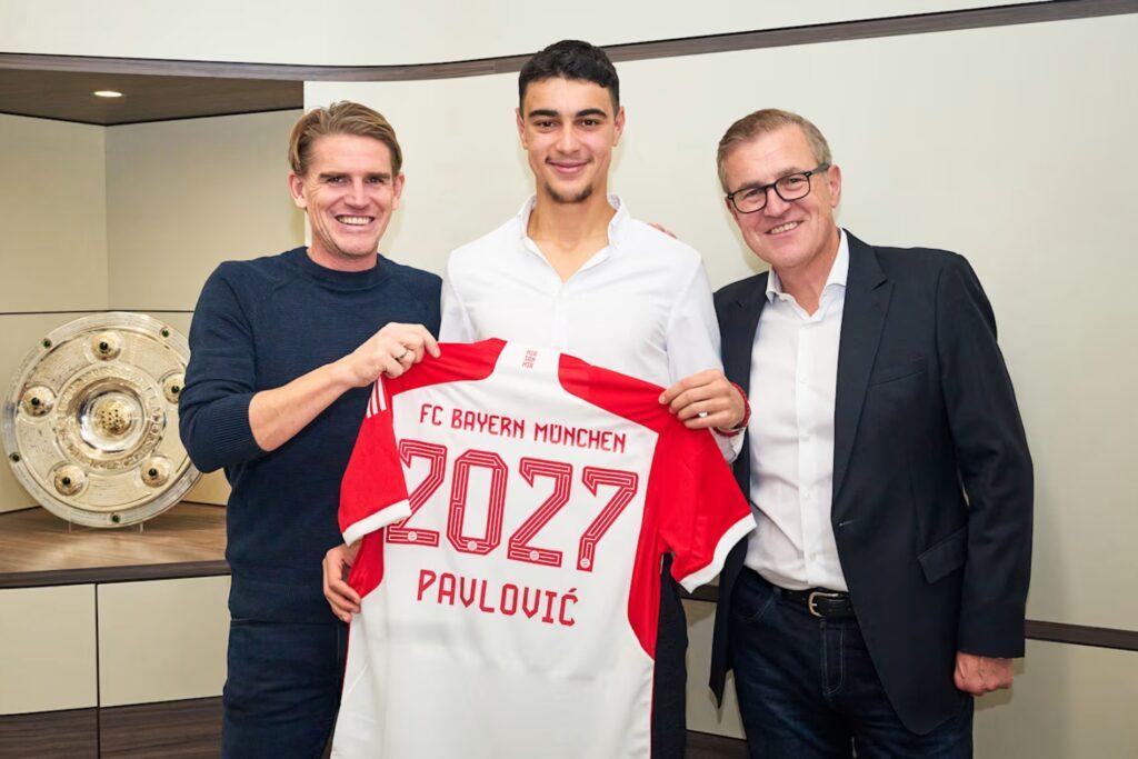 Youngster Aleksandar Pavlovic Erhält Profivertrag Beim FC Bayern