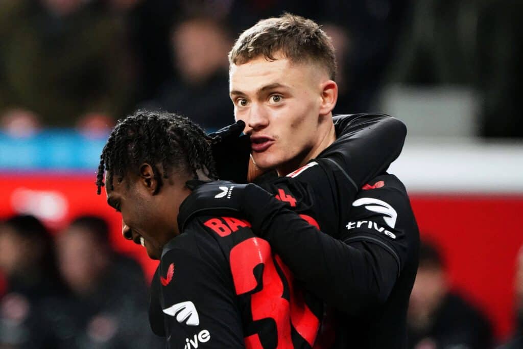 Florian Wirtz und Jeremie Frimpong