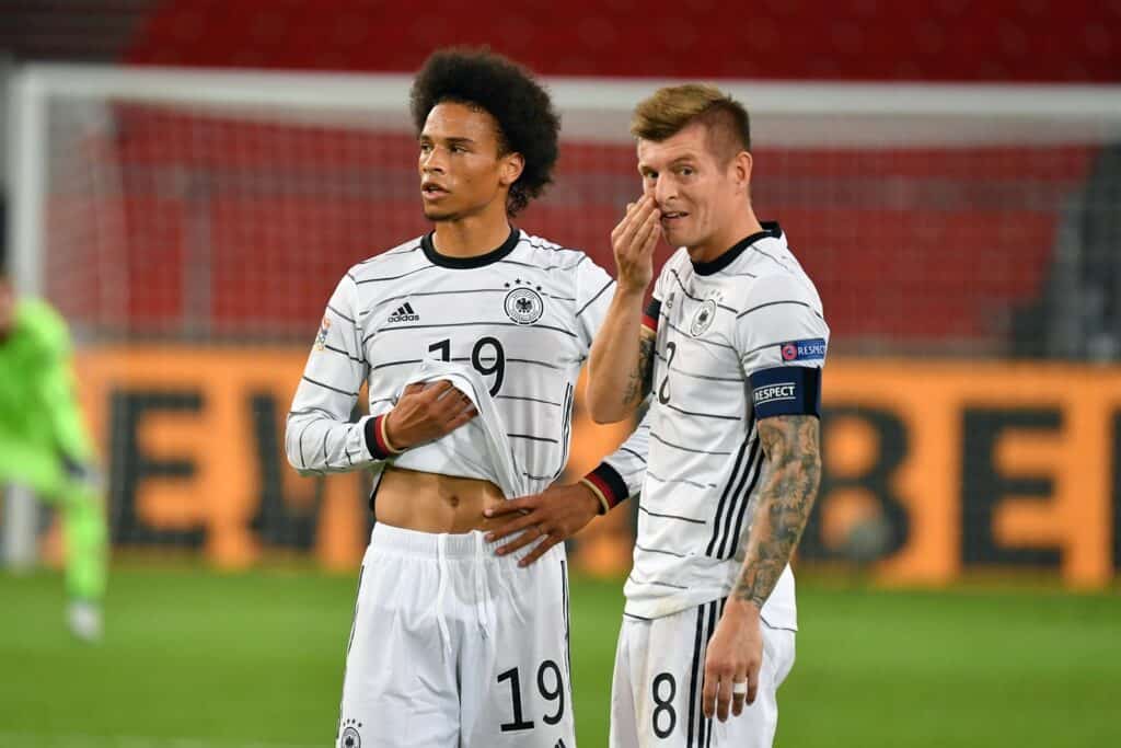 Leroy Sane und Toni Kroos