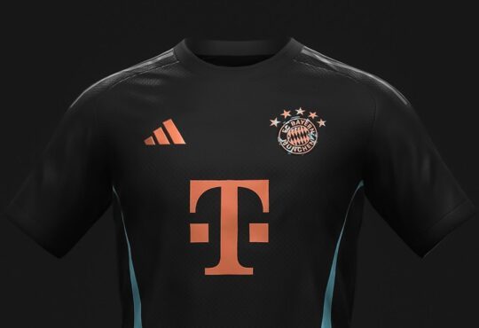 FC Bayern Auswärtstrikot 2024/25