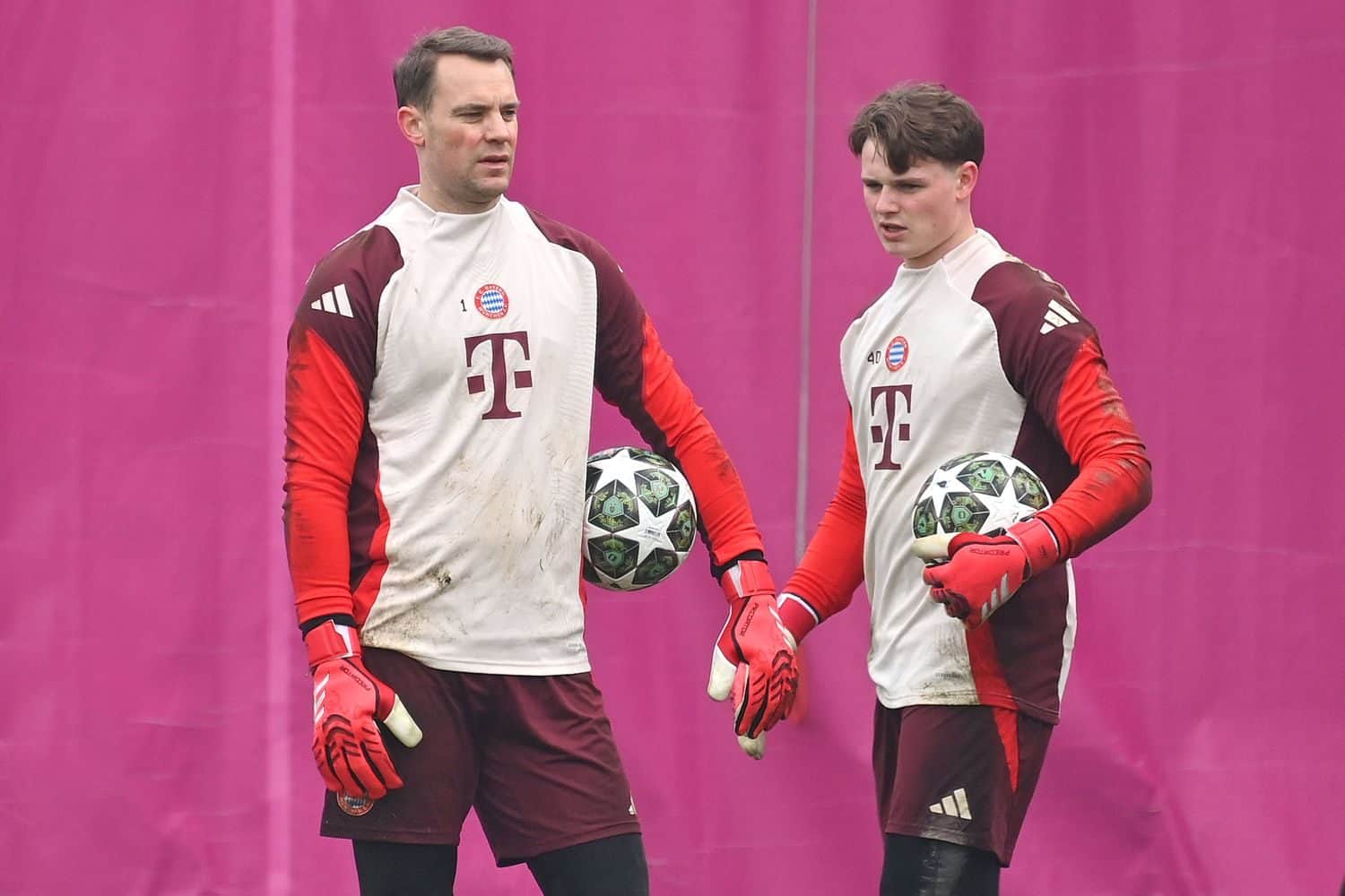 Manuel Neuer, Jonas Urbig