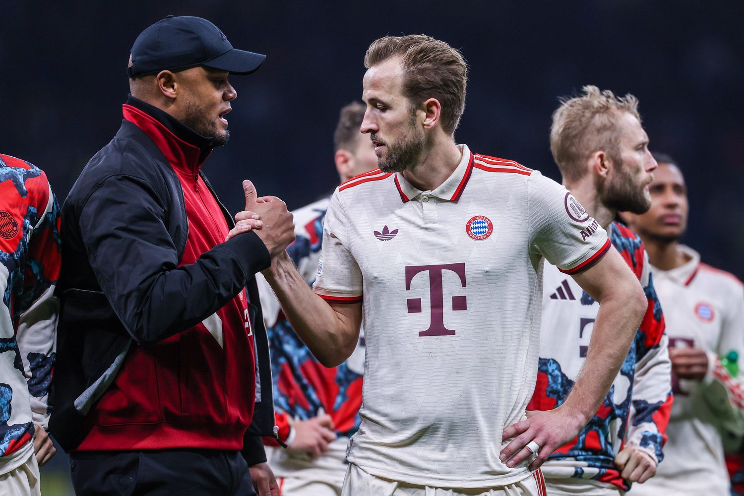 -Erst-Meisterschaft-dann-Klub-WM-Kompany-gibt-neue-Marschroute-vor