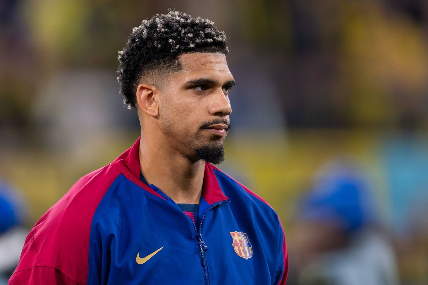 Bar-a-senkt-Preis-f-r-Araujo-Schlagen-die-Bayern-jetzt-zu-