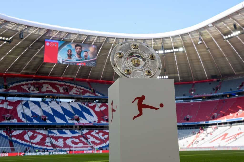 Meisterschale Allianz Arena