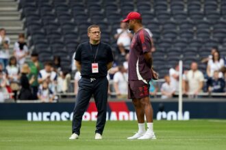 Vincent Kompany, Max Eberl