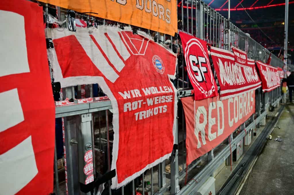 Banner Fans Trikots