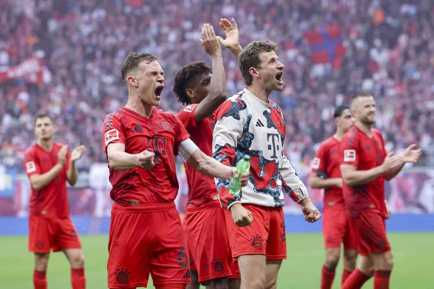 Joshua Kimmich, Thomas Müller