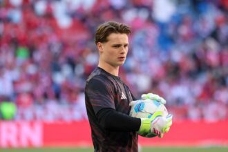 Jonas Urbig