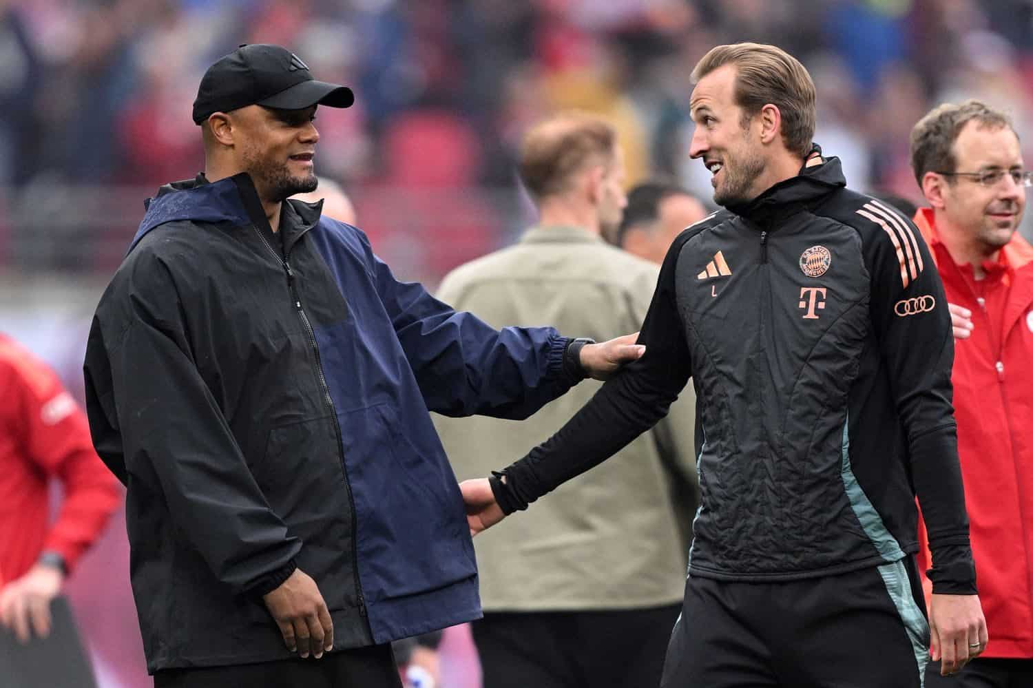 Vincent Kompany, Harry Kane