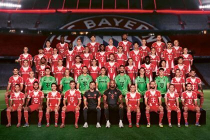 FC Bayern Teamfoto 2025/26