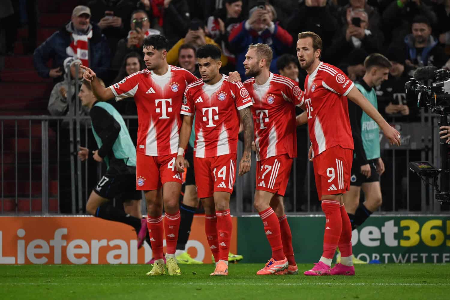 Zwischenbilanz-nach-erstem-Saisondrittel-Bayern-Fans-sind-zufrieden