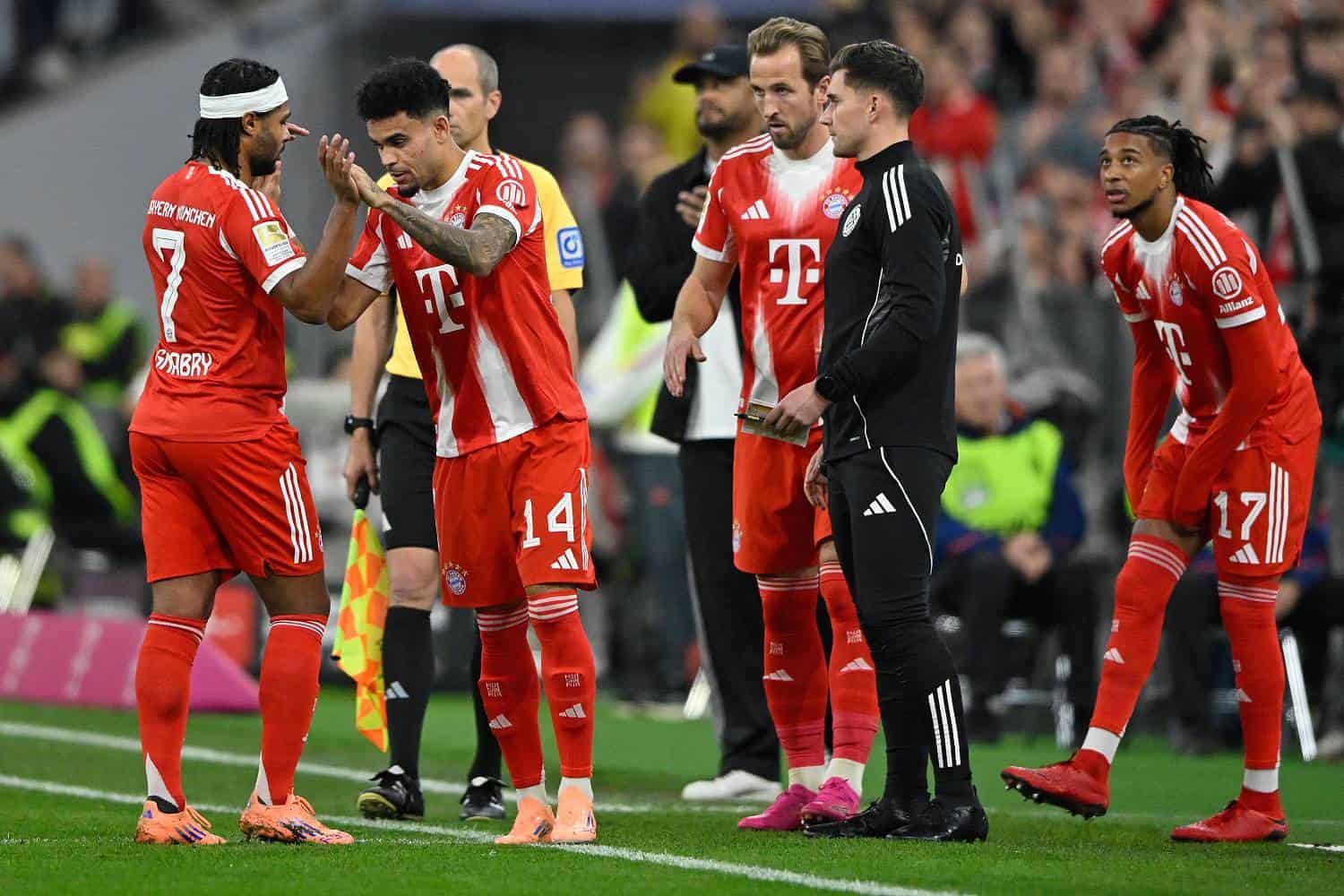 Heimsieg-gegen-Leverkusen-Welche-Noten-gebt-ihr-den-Bayern-Stars-