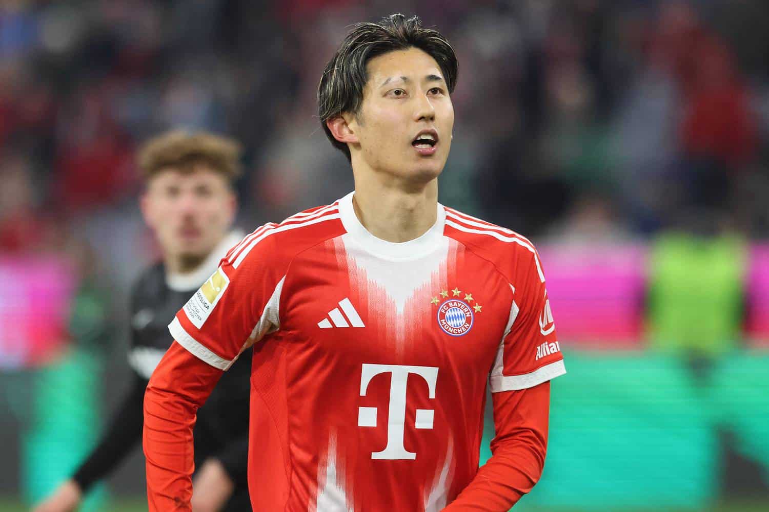 -Wie-ein-Neuzugang-Bayern-Boss-Freund-begeistert-von-Ito-Comeback