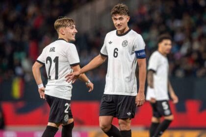 Lennart Karl und Tom Bischof