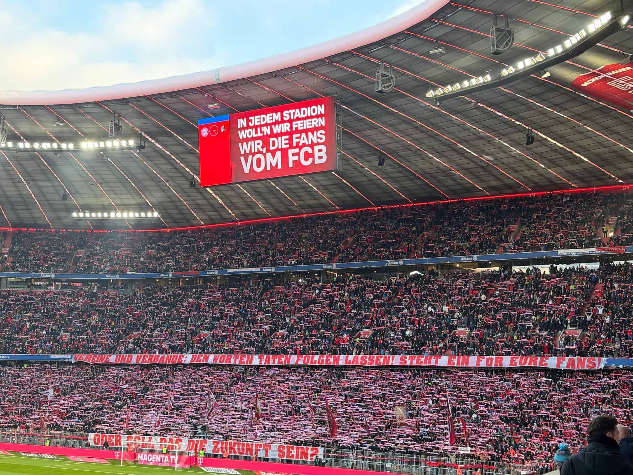 Spruchband gegen Freiburg