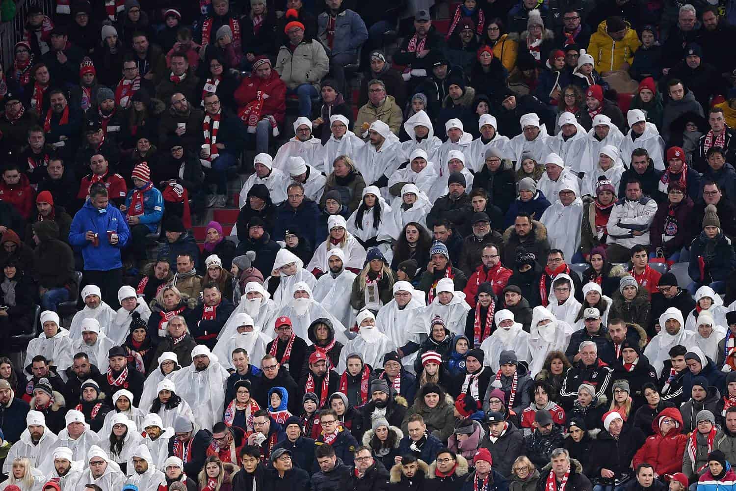 Kurios-Telekom-T-wird-bei-Bayern-gegen-Freiburg-auf-den-Kopf-gestellt