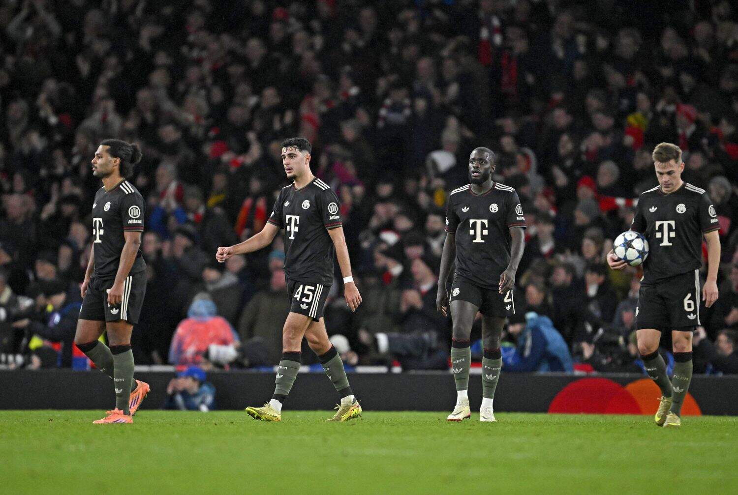 Erste-Saisonpleite-f-r-Bayern-Arsenal-gewinnt-CL-Topspiel