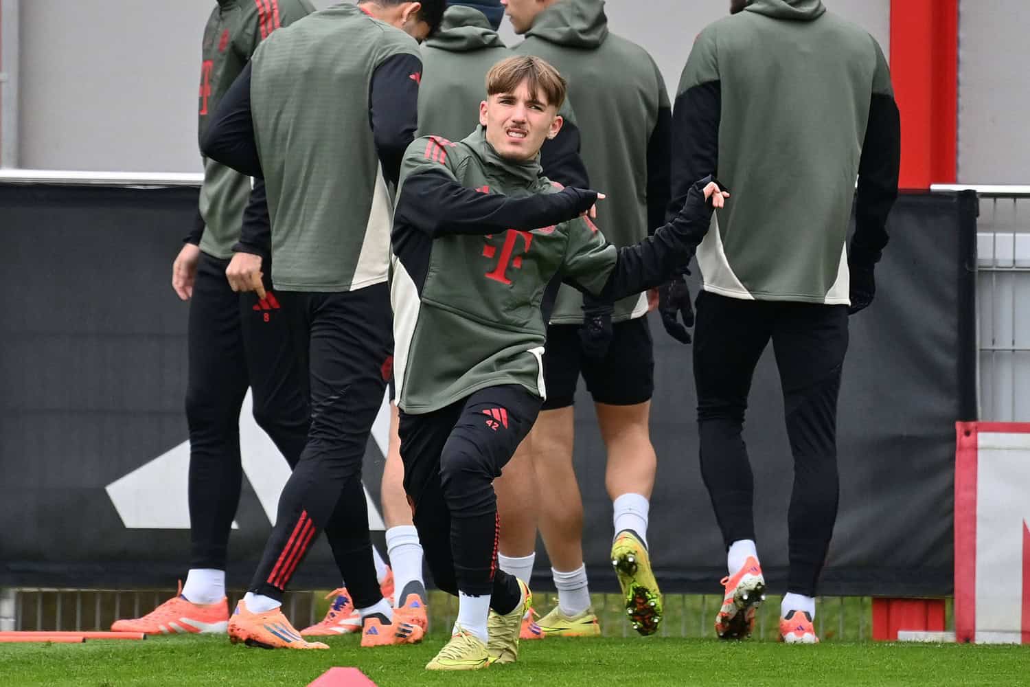 Sind-Kimmich-und-Karl-fit-f-r-Arsenal-So-ist-der-Stand-bei-den-Bayern-Stars