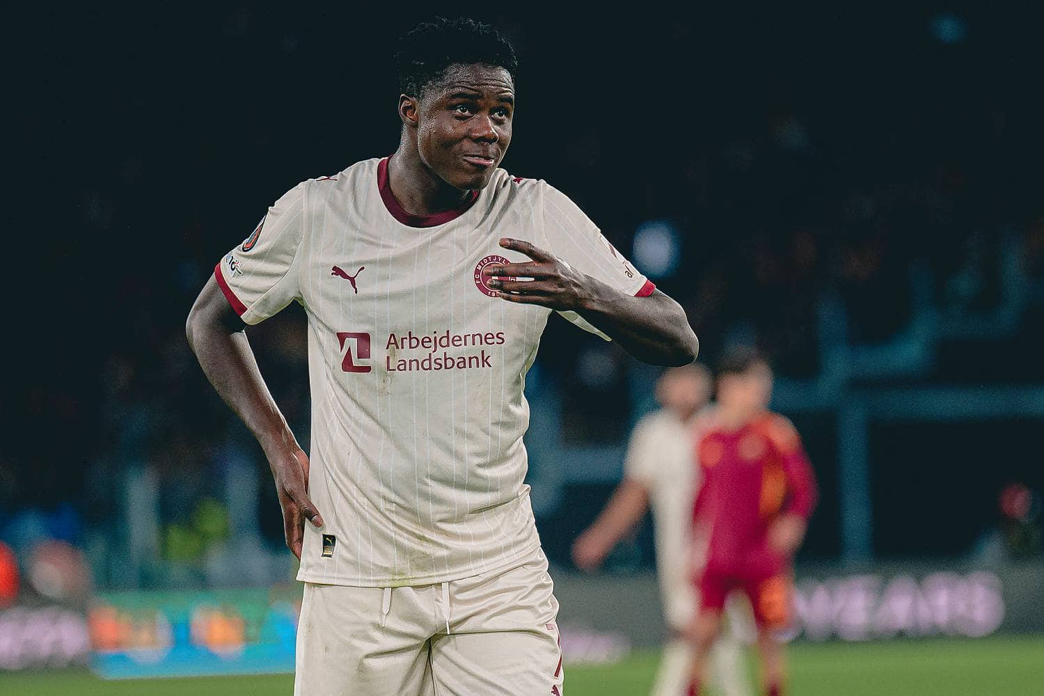 Bayern-hat-gro-es-Interesse-Midtjylland-legt-Preisschild-f-r-Franculino-fest