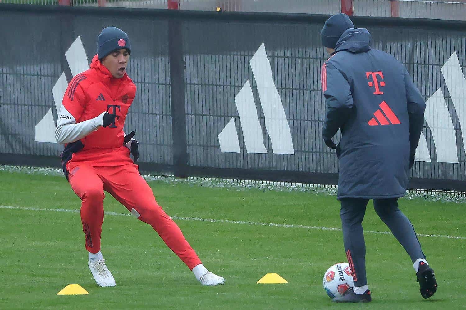 Comeback-steht-bevor-Musiala-feiert-R-ckkehr-ins-Teamtraining