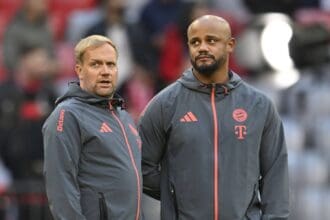 Aaron Danks, Vincent Kompany