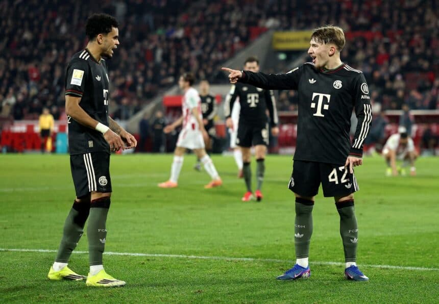 Luis Diaz, Lennart Karl