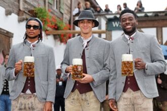 FC Bayern Wiesn-Trikot