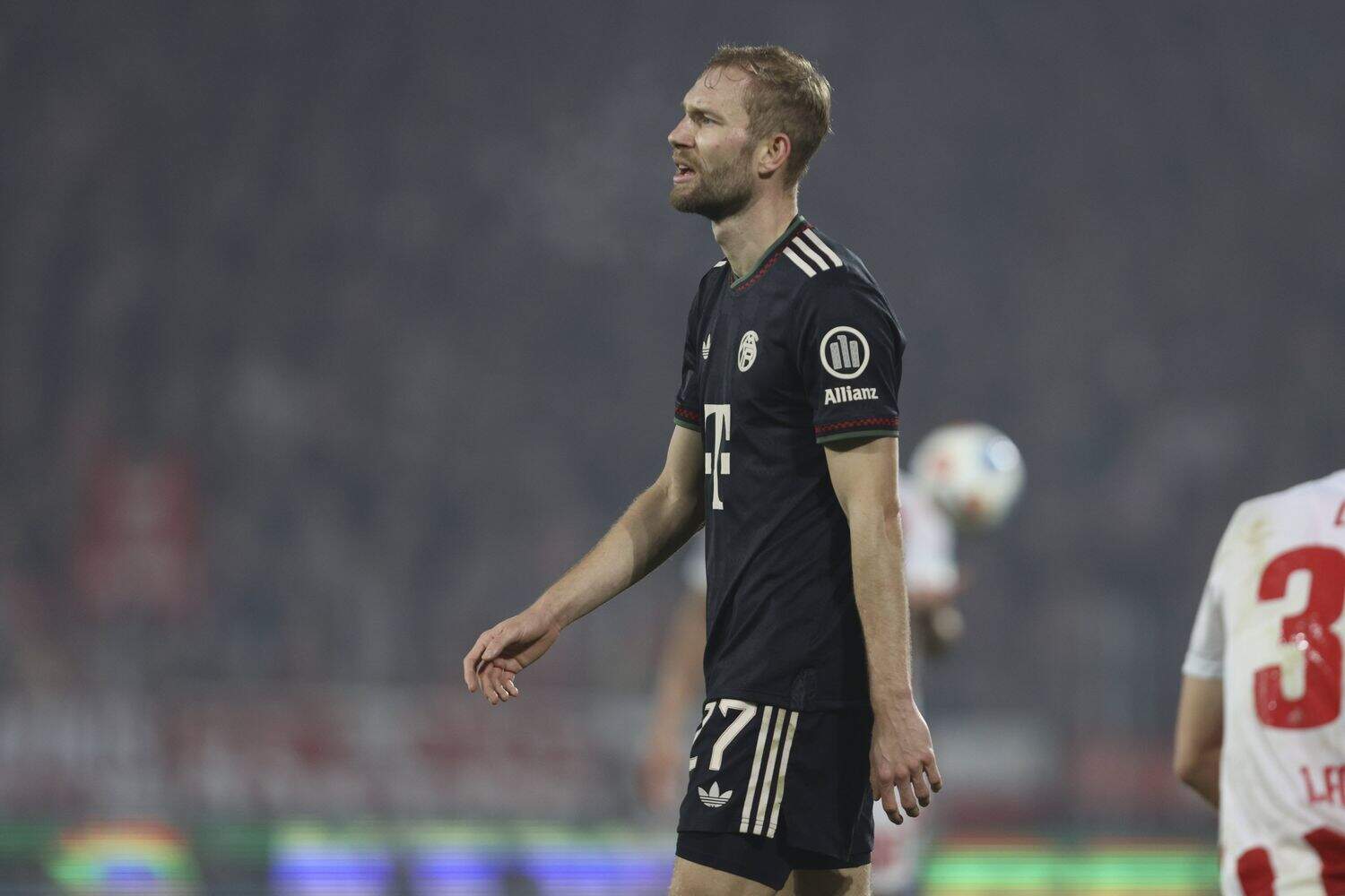 N-chster-Verletzungsschock-FC-Bayern-bangt-um-Konrad-Laimer