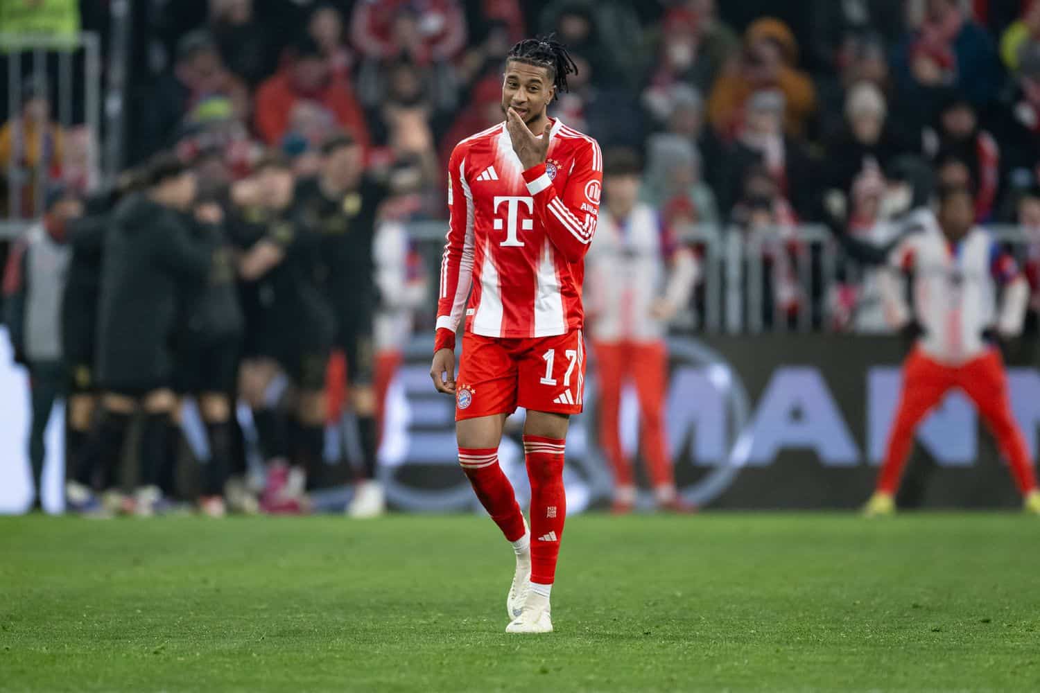 Augsburg-beendet-Bayern-Serien-Kompany-Elf-erlebt-bitteren-Abend