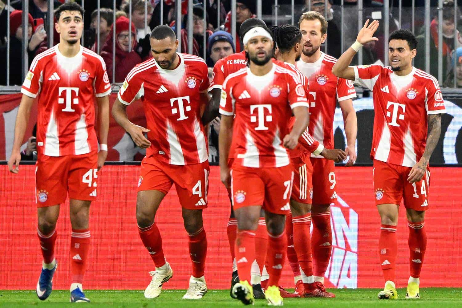 Kantersieg-gegen-Hoffenheim-Welche-Noten-gebt-ihr-den-Bayern-Stars-