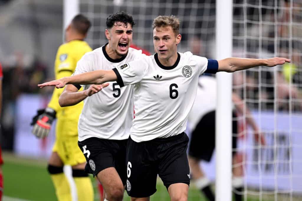 Aleksandar Pavlovic, Joshua Kimmich