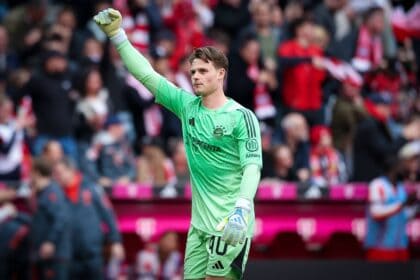Jonas Urbig