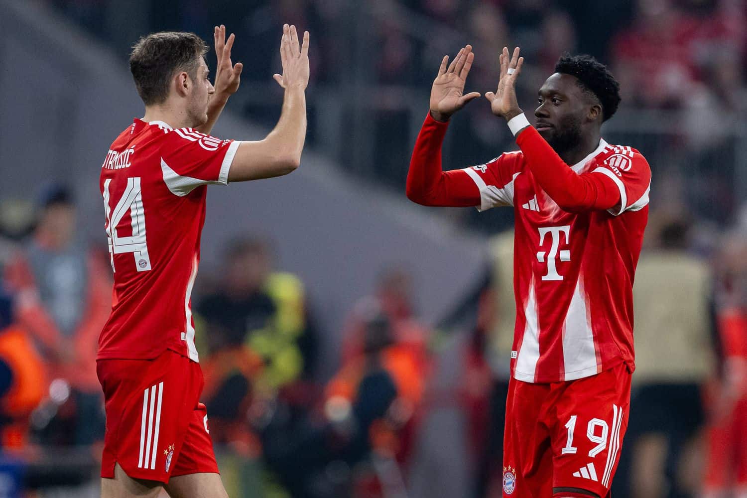 Josip Stanisic, Alphonso Davies