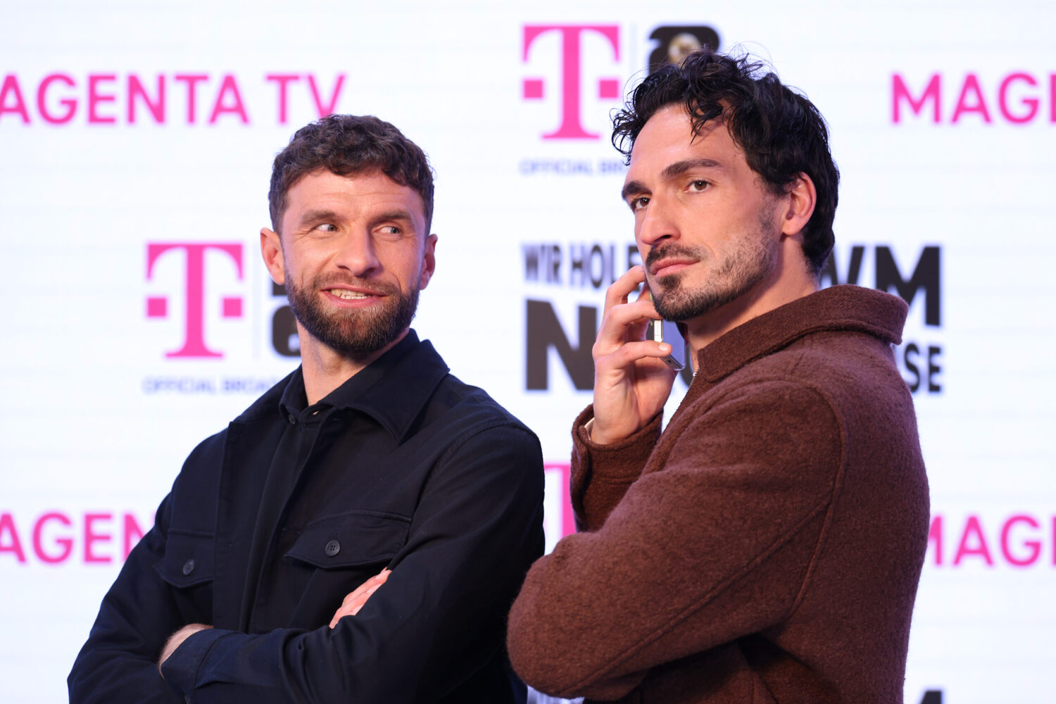 Deal in the works: Former Bayern stars Müller and Hummels want to buy a ...