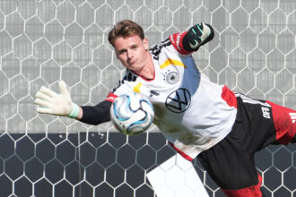 Jonas Urbig