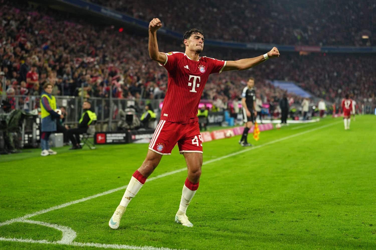 After Barça's defeat against PSG: Bayern is now Europe's number 1!